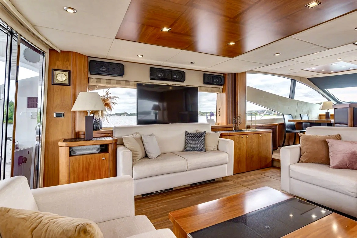 Аренда яхты Sunseeker 70 «Pallada» image- 15